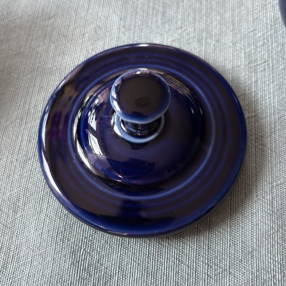 Fiestaware Cobalt Blue Sugar and Creamer Set - Picture 11 of 12